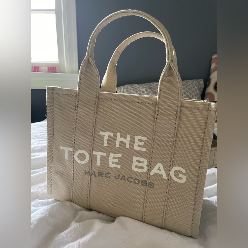 Marc Jacobs The Mini Tote Bag